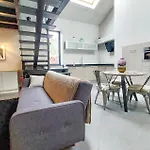 Hébergement de vacances Charmante Maison Avec Piscine *