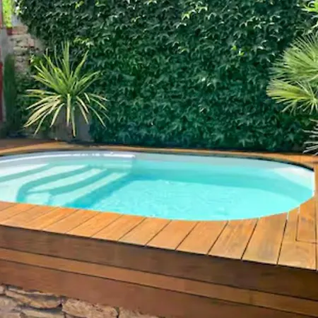 Charmante Maison Avec Piscine Hébergement de vacances Pazayac